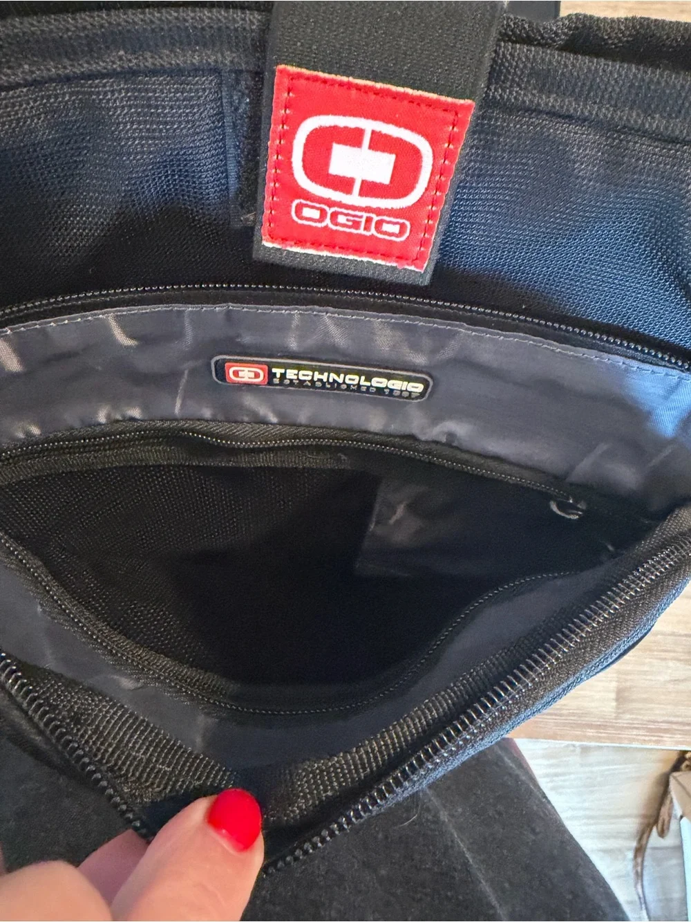 OGIO Black Laptop Messenger Bag